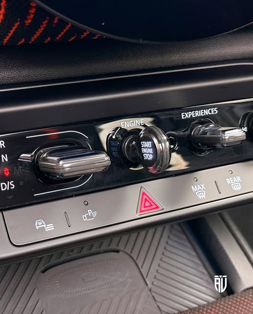 MINI COUNTRYMAN JOHN COOPER WORKS EXCLUSIVE - Imagem 12
