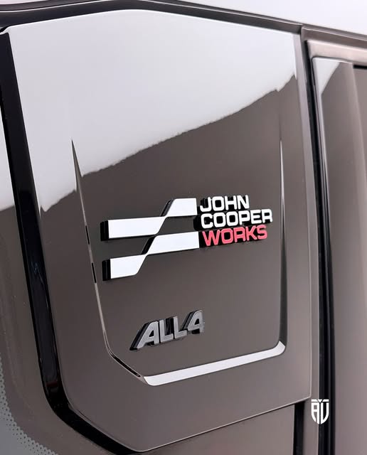 MINI COUNTRYMAN JOHN COOPER WORKS EXCLUSIVE - Imagem 6