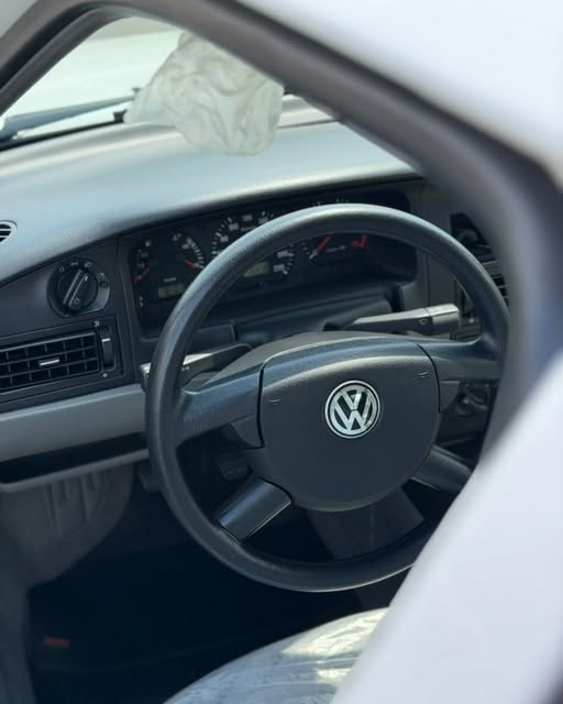 VOLKSWAGEN SANTANA - Imagem 9
