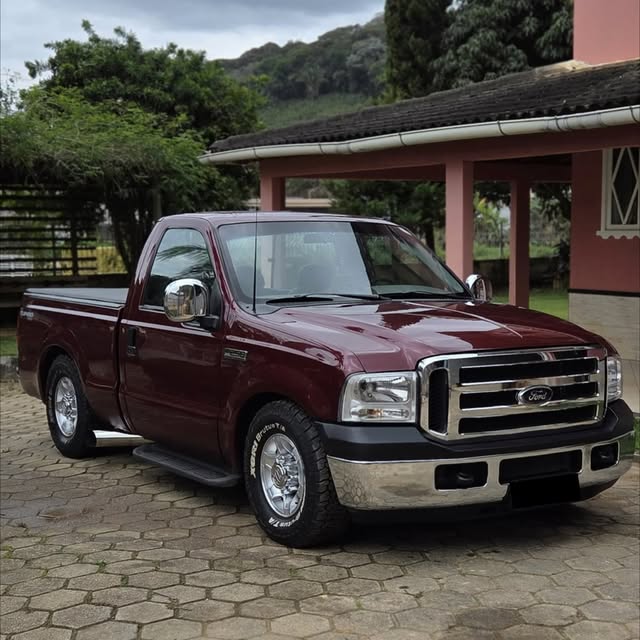 FORD F-250 XLT-L - Imagem 1