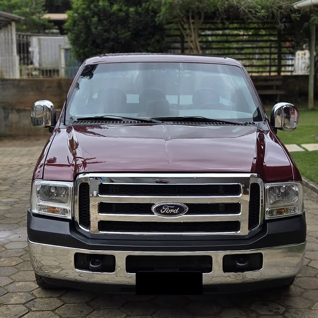 FORD F-250 XLT-L - Imagem 3