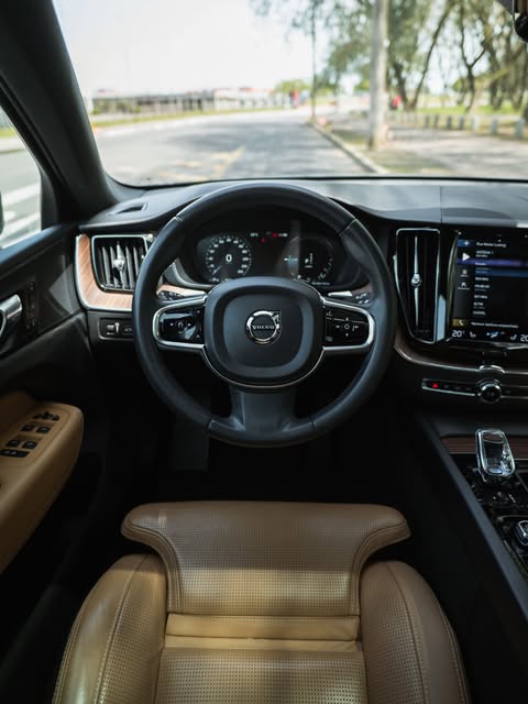 VOLVO XC60 INSCRIPTION - Imagem 11