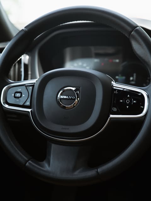 VOLVO XC60 INSCRIPTION - Imagem 12