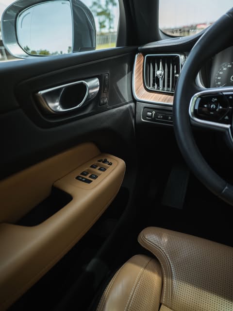 VOLVO XC60 INSCRIPTION - Imagem 13