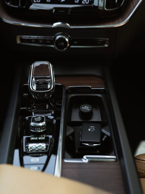 VOLVO XC60 INSCRIPTION - Imagem 14