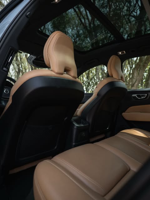 VOLVO XC60 INSCRIPTION - Imagem 17