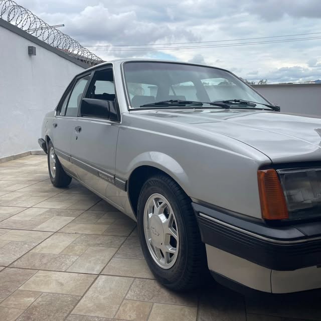 CHEVROLET MONZA SL/E - Imagem 8
