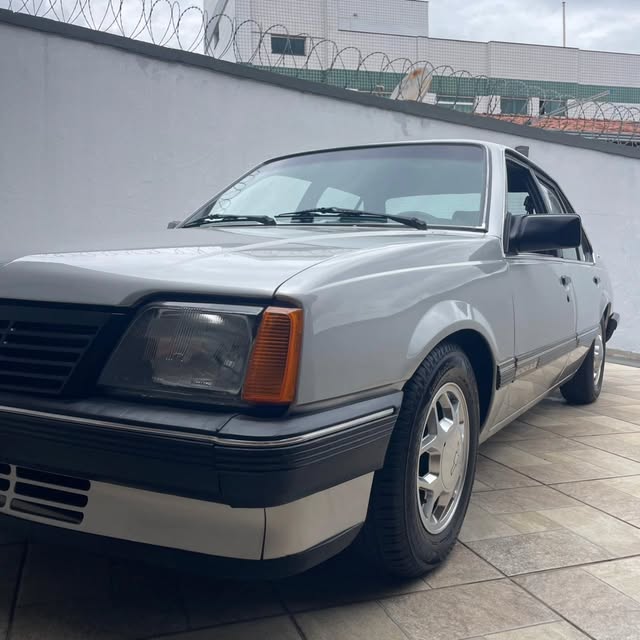 CHEVROLET MONZA SL/E - Imagem 9