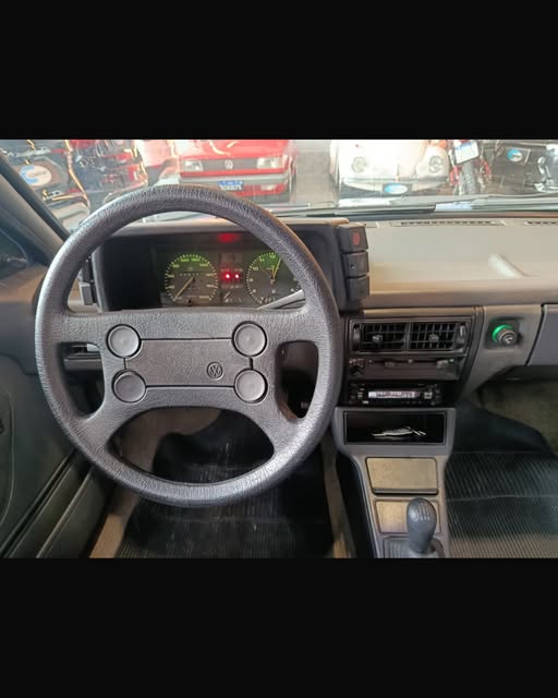 VOLKSWAGEN GOL GL - Imagem 3