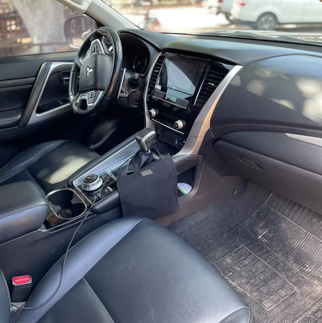 MITSUBISHI PAJERO SPORT HPE - Imagem 8
