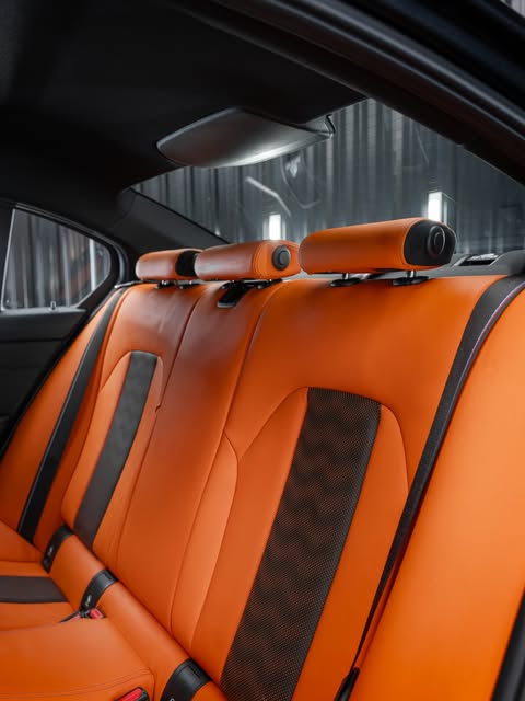 BMW M3 COMPETITION - Imagem 19
