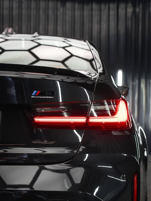 BMW M3 COMPETITION - Imagem 20