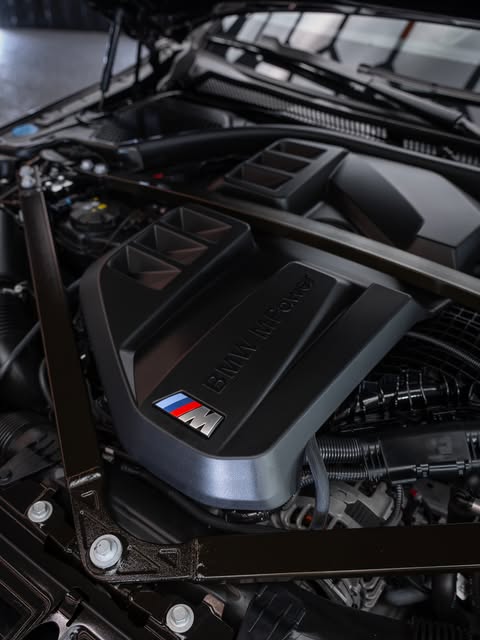 BMW M3 COMPETITION - Imagem 7
