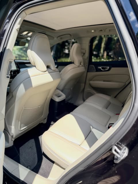 VOLVO XC60 T8 ULTRA TURBO - Imagem 6