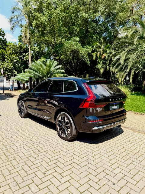 VOLVO XC60 T8 ULTRA TURBO - Imagem 8