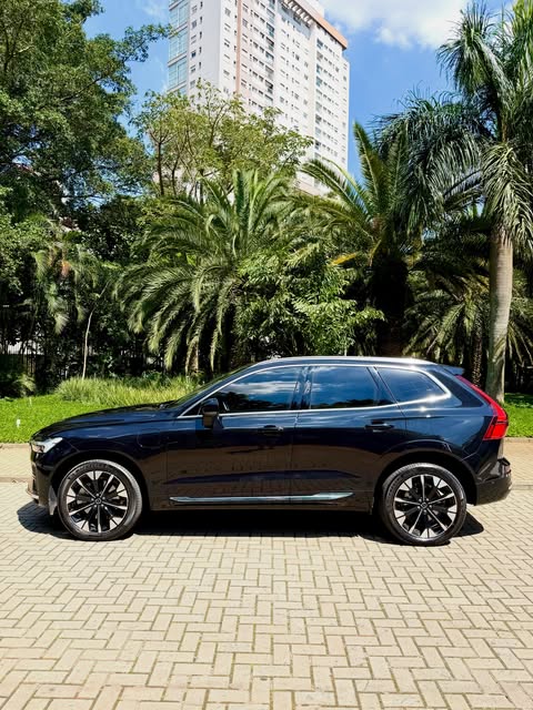 VOLVO XC60 T8 ULTRA TURBO - Imagem 10
