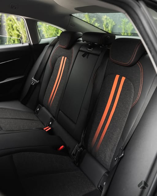 BMW 218I SPORT GP - Imagem 9