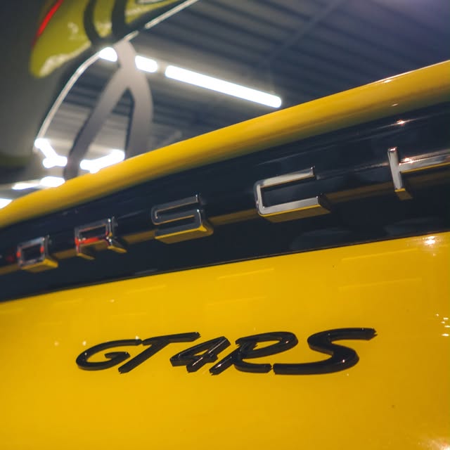 PORSCHE CAYMAN 718 - Imagem 7