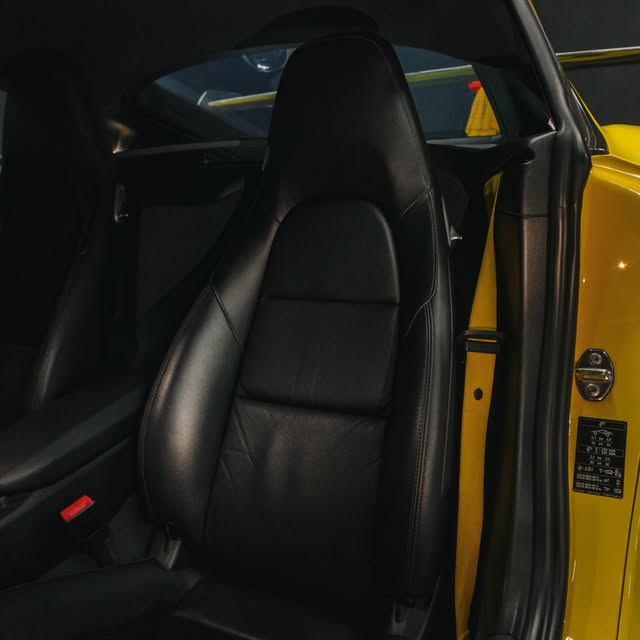 PORSCHE CAYMAN 718 - Imagem 10