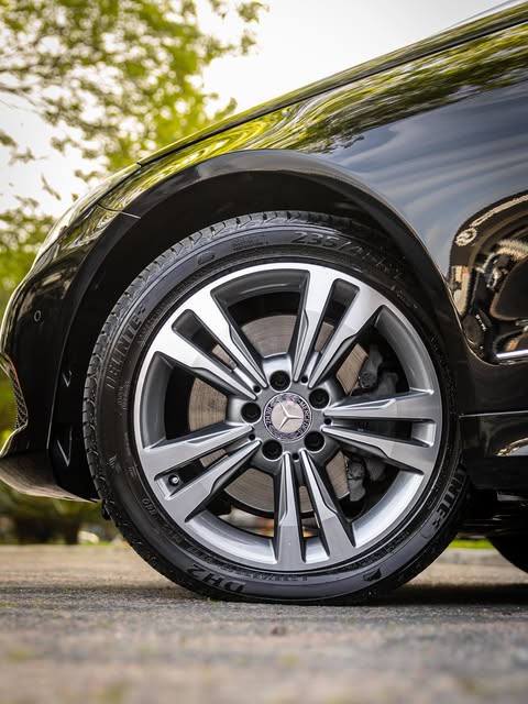 MERCEDES-BENZ E 250 COUPÉ - Imagem 16