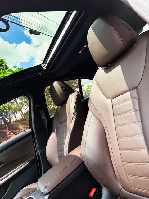 BMW 320I M SPORT - Imagem 14