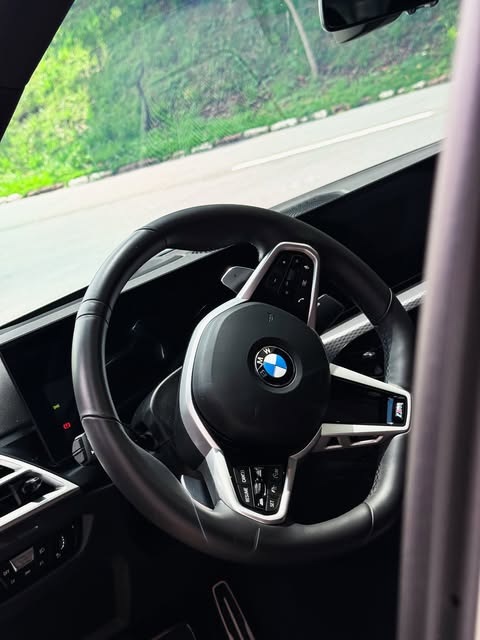 BMW 320I M SPORT - Imagem 16