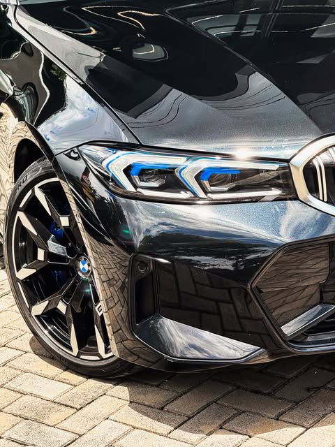 BMW 320I M SPORT - Imagem 4