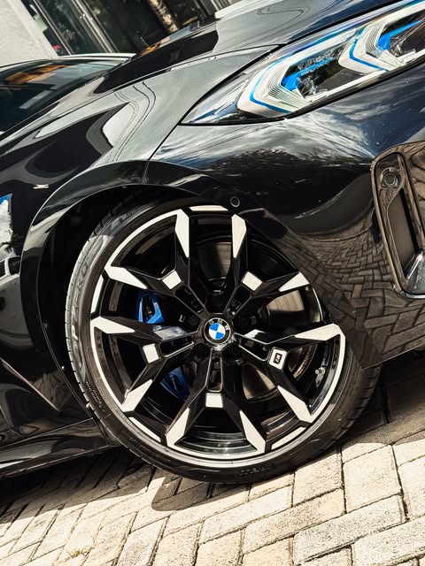 BMW 320I M SPORT - Imagem 5