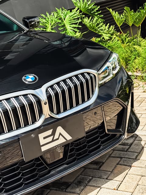 BMW 320I M SPORT - Imagem 9