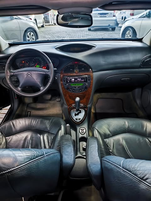 CITROËN C5 EXCLUSIVE - Imagem 9