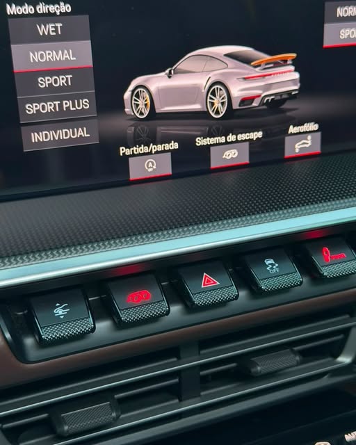 PORSCHE 911 TURBO S - Imagem 11