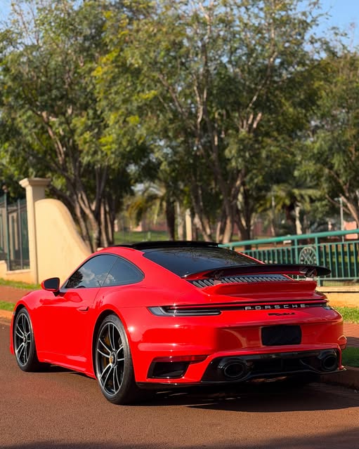 PORSCHE 911 TURBO S - Imagem 4