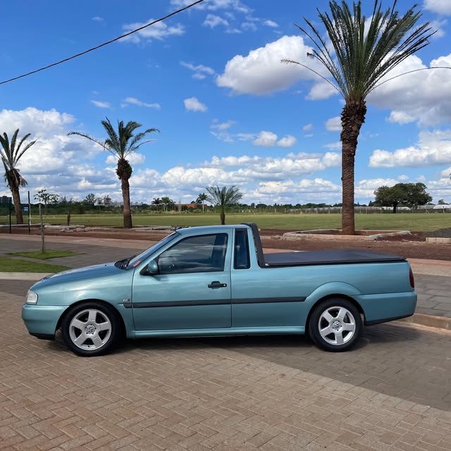 VOLKSWAGEN SAVEIRO - Imagem 2