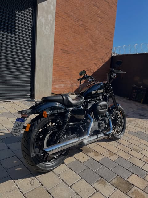 HARLEY-DAVIDSON ROADSTER - Imagem 4