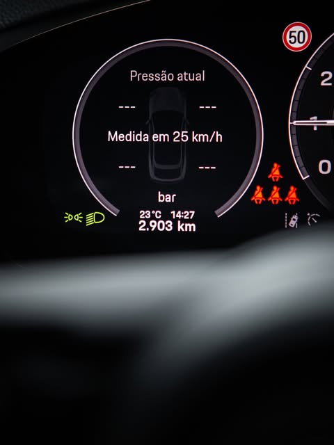 PORSCHE CAYENNE E-HYBRID COUPÉ - Imagem 19
