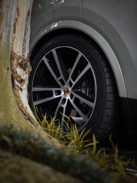 PORSCHE CAYENNE E-HYBRID COUPÉ - Imagem 5