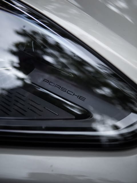 PORSCHE CAYENNE E-HYBRID COUPÉ - Imagem 6