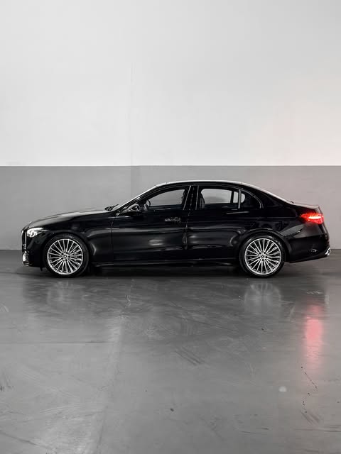 MERCEDES-BENZ C AMG LINE - Imagem 4