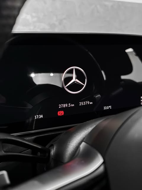 MERCEDES-BENZ C AMG LINE - Imagem 8