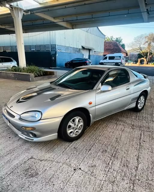 MAZDA MX-3 - Imagem 10