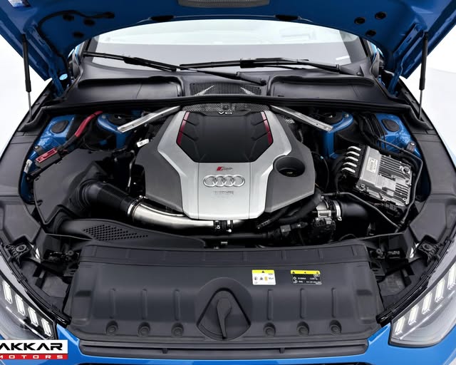 AUDI RS4 - Imagem 7