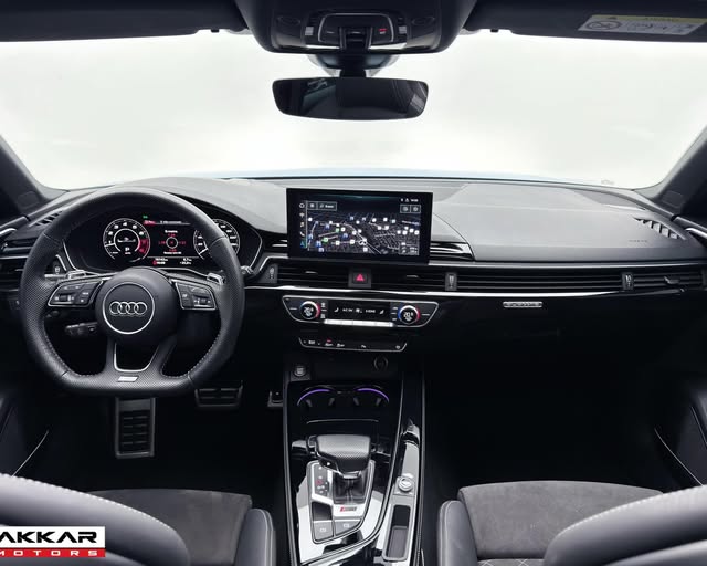 AUDI RS4 - Imagem 9