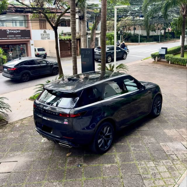 LAND ROVER RANGE ROVER SPORT P510E PHEV DYNAMIC HSE - Imagem 5