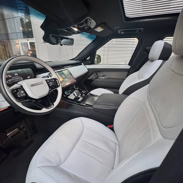 LAND ROVER RANGE ROVER SPORT P510E PHEV DYNAMIC HSE - Imagem 7