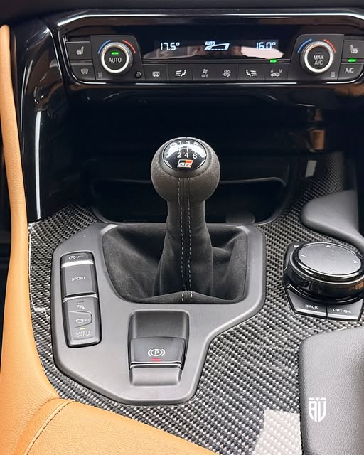 TOYOTA SUPRA GR - Imagem 11