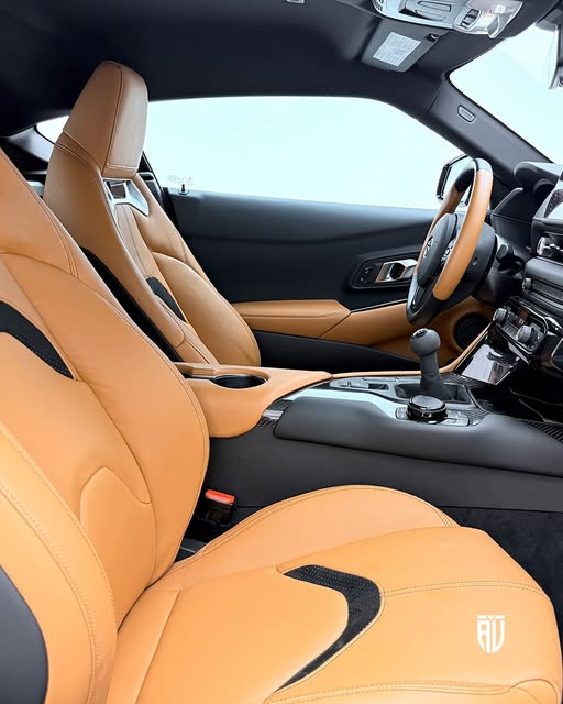 TOYOTA SUPRA GR - Imagem 13