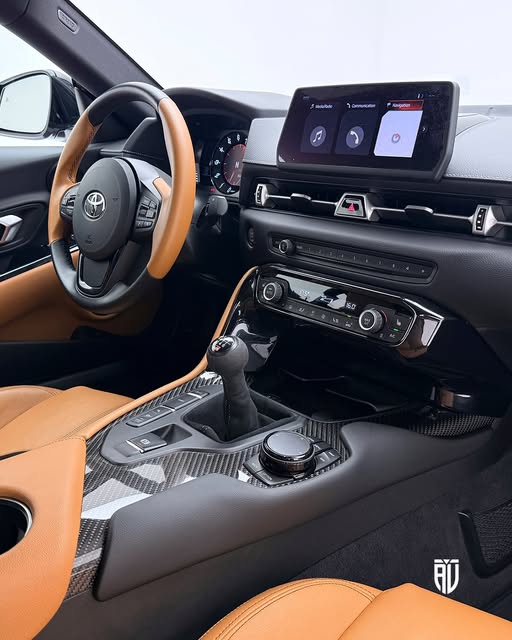 TOYOTA SUPRA GR - Imagem 6