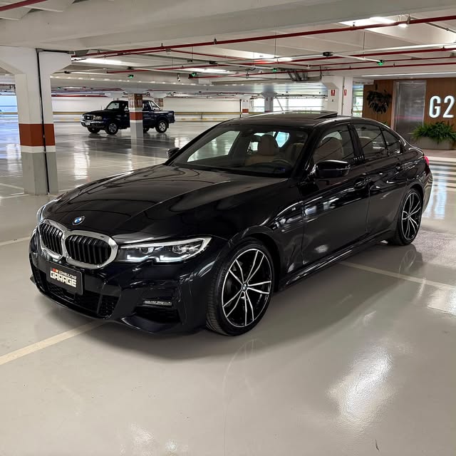 BMW 320I M SPORT - Imagem 2