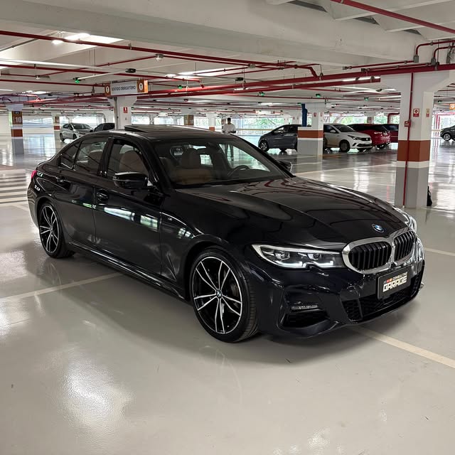 BMW 320I M SPORT - Imagem 5