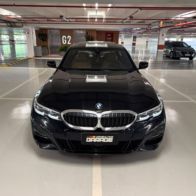 BMW 320I M SPORT - Imagem 6